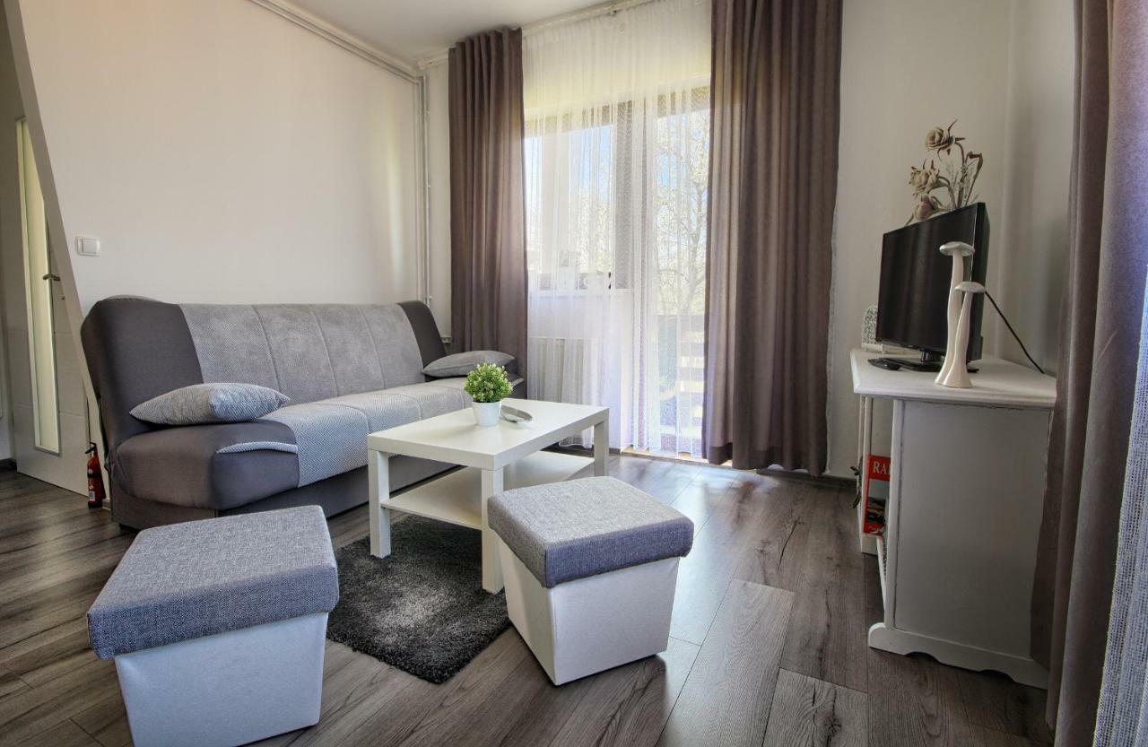 Filip Apartment Rakovica Buitenkant foto