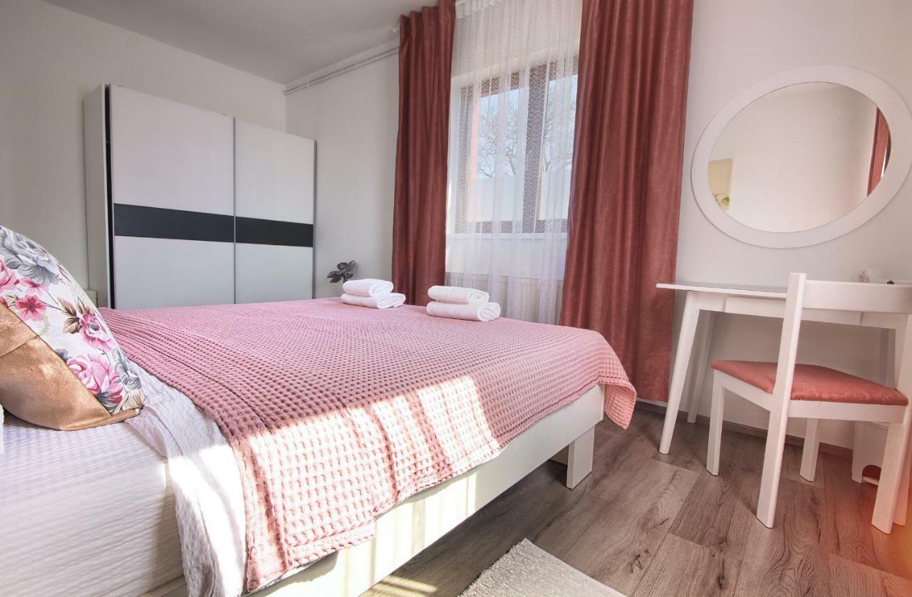 Filip Apartment Rakovica Buitenkant foto